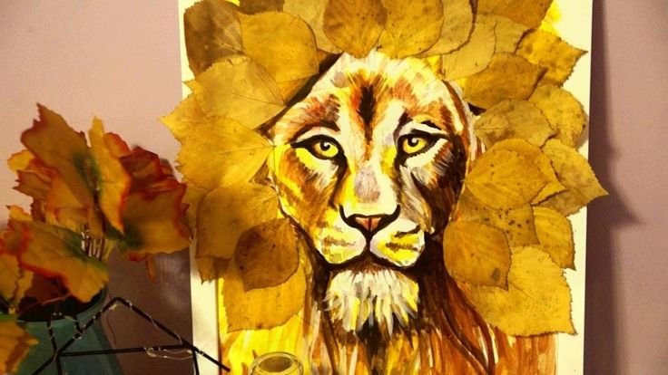 Панно из листьев