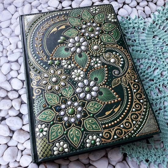 точечная роспись ежедневника