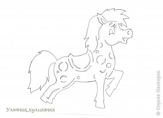 Вытынанка лошадь