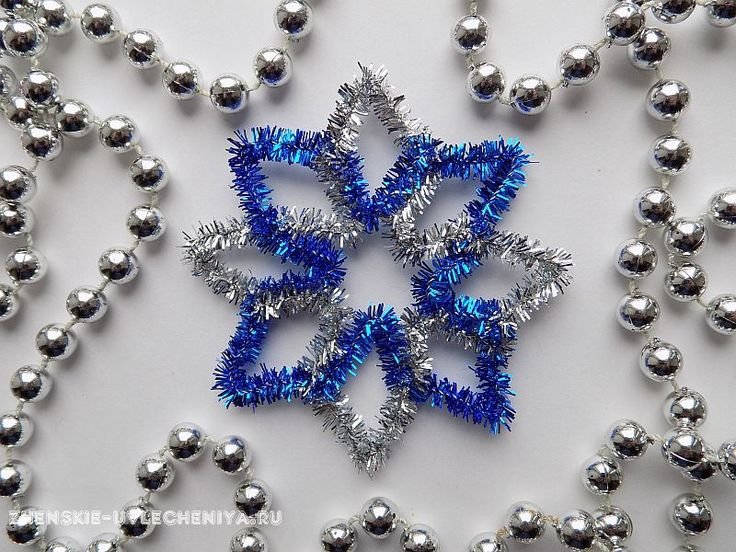 Украшение из проволочной мишуры