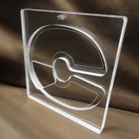 Оргстекло с вырезом