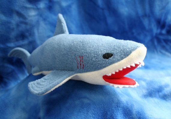 Игрушка "акула"