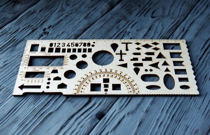 Трафаретная линейка