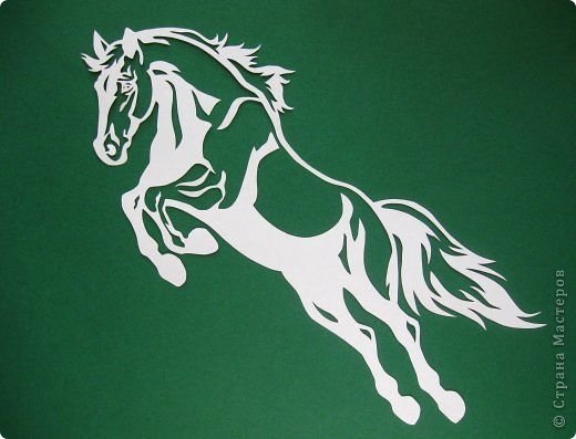 Трафарет лошади на окно