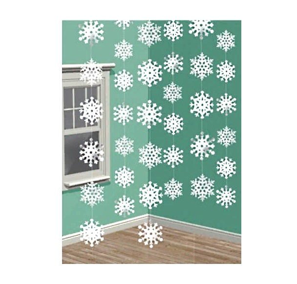 Гирлянда из снежинок