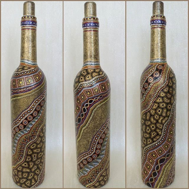 Украшение бутылок точечной росписью