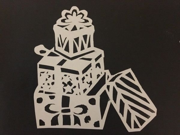 Вырезалки на окна подарки