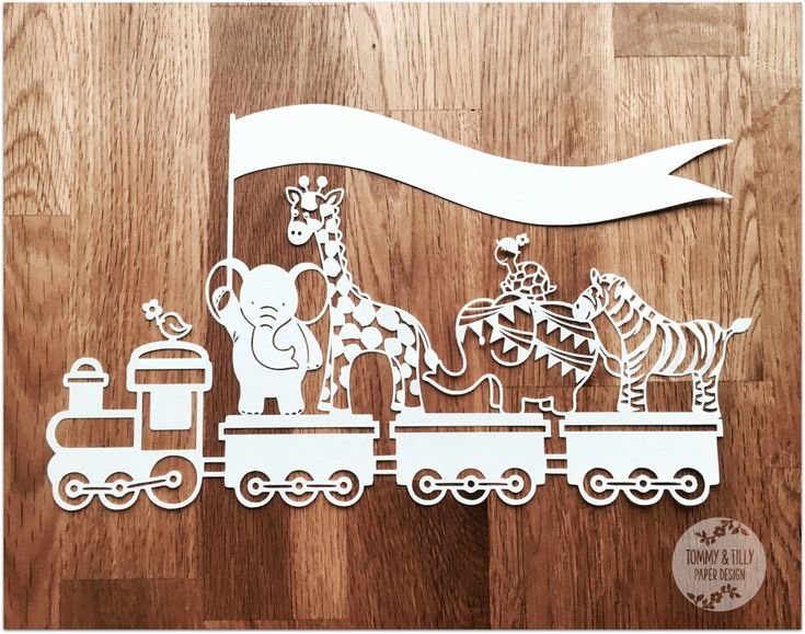 Украшение окон паровоз