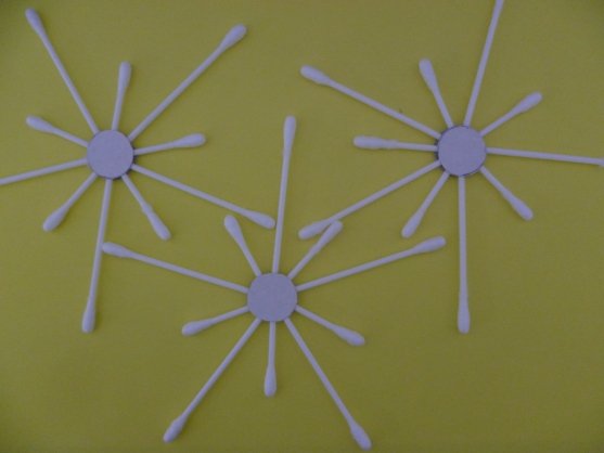 Снежинка из счетных палочек