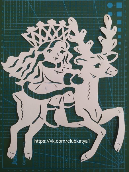 Вытынанки на окна Лось