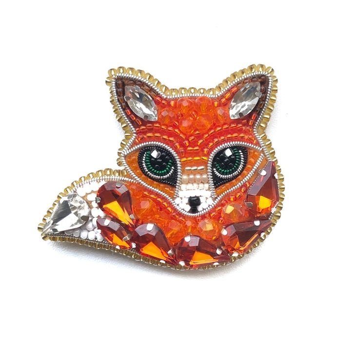 Лисичка брошь бисер