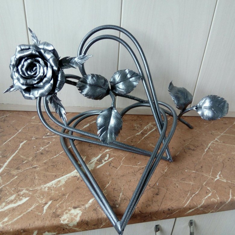 Роза из металла