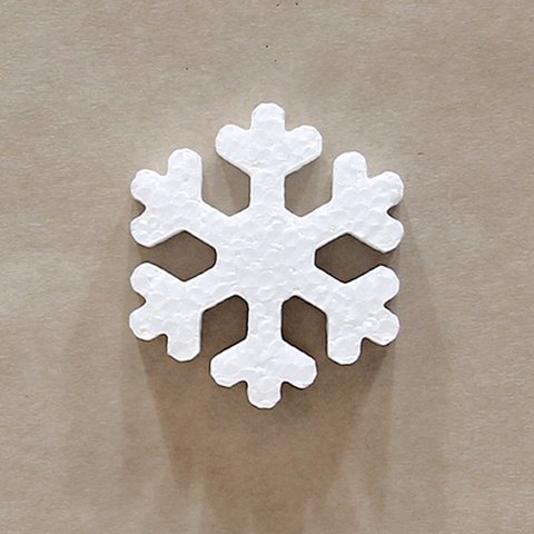 Снежинка изьенопласта