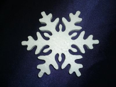 Снежинка из фанеры