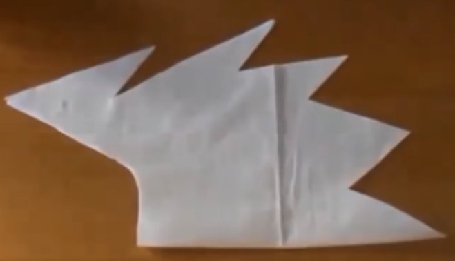 Воротник из бумаги для снежной королевы