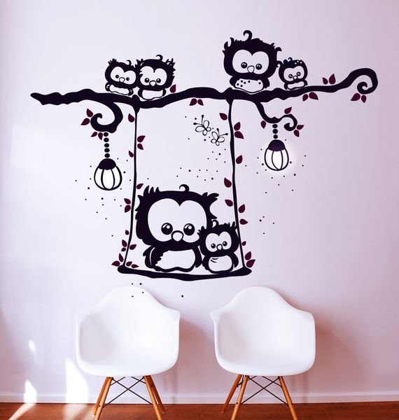 Сова на стене