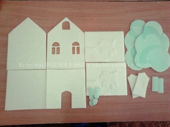 Поделка домик из потолочной плитки
