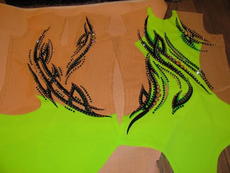 Орнамент для гимнастического купальника