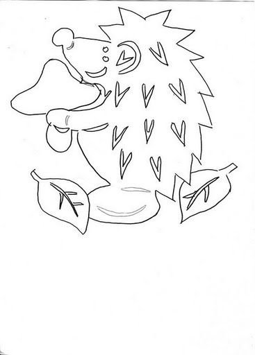 Осенние вытынанки на окна в детском саду