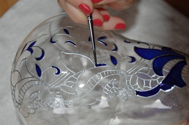 Роспись по стеклу контуром