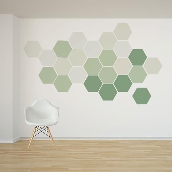 Геометрический узор на стене