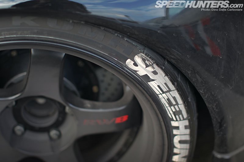 Надписи на резине