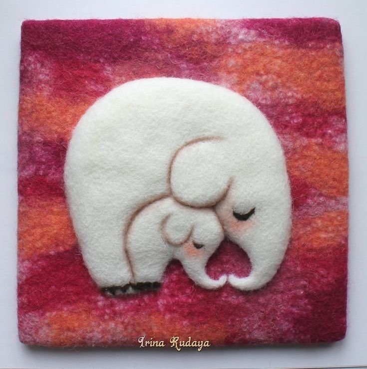 Валяные брошки из шерсти