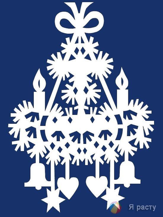 Симметричные украшение на окно