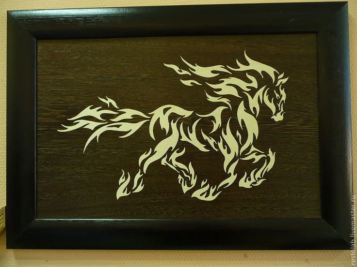 Панно из шпона