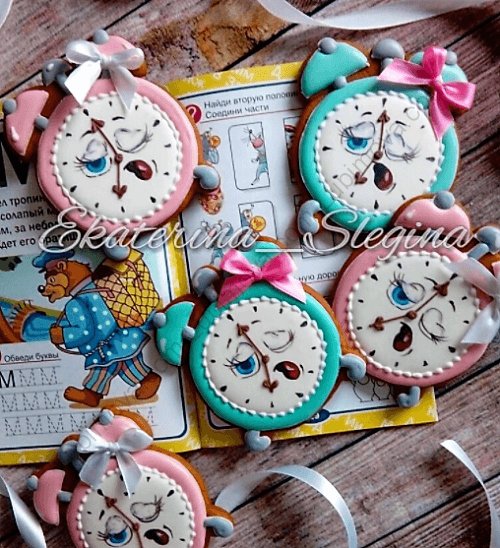 Часы из пряника