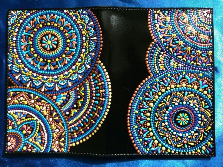 Точечная роспись по дереву