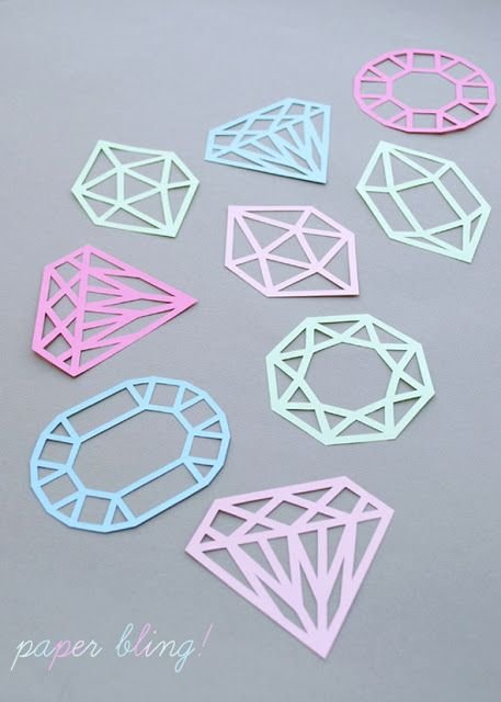 Объемный бриллиант из бумаги