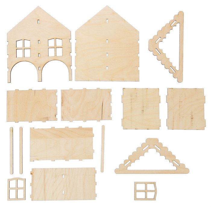 Домик из фанеры