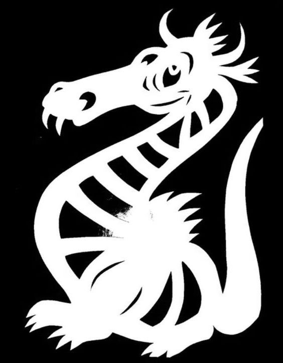 Трафарет дракона на окно