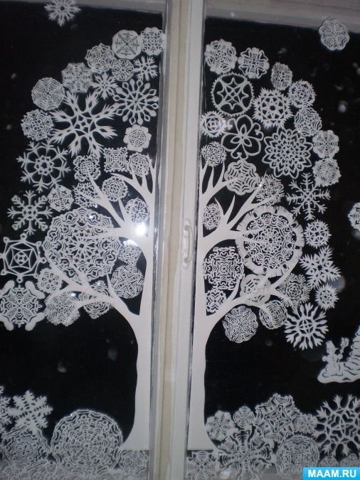 Морозные украшения на окна
