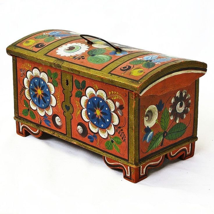 Сундук деревянный роспись