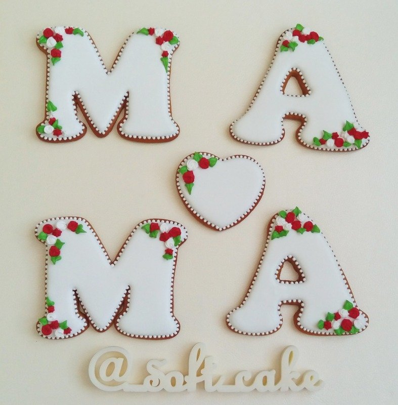 Имбирные пряники буквы