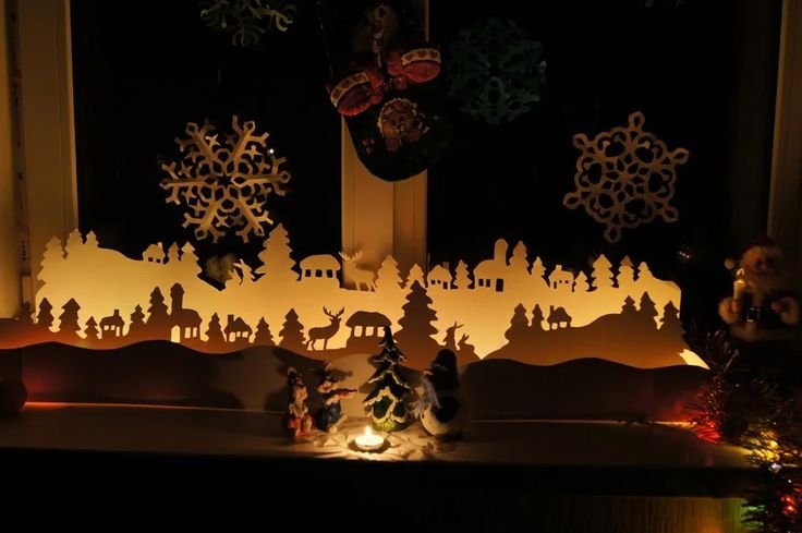 Новогодняя инсталляция на окне