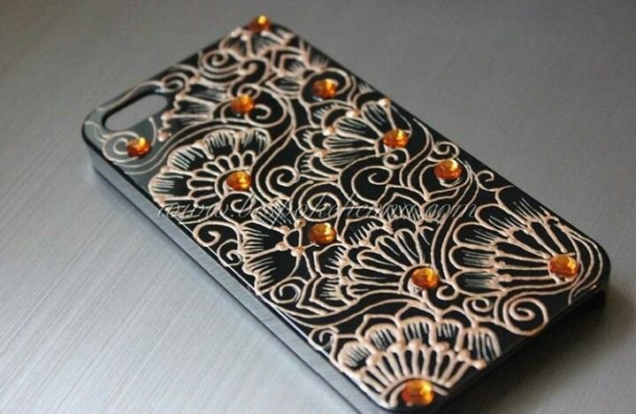 Роспись чехла для телефона