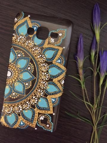 Точечная роспись чехла для телефона