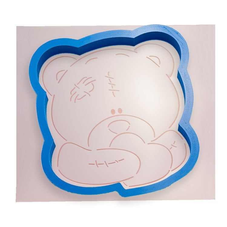 Вырубка мишка Тедди с сердцем