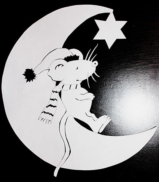 Луна трафарет на окно