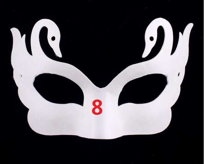 Маска корона бабочка