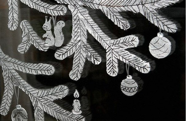 Узоры на окнах зубной пастой