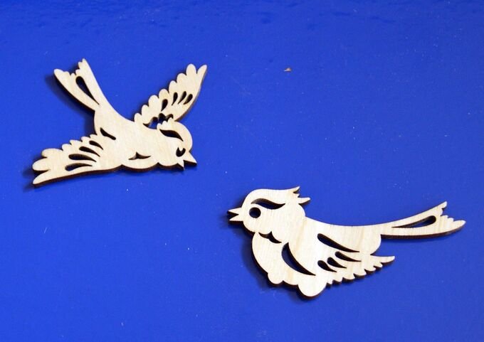 Вытынанка птичка