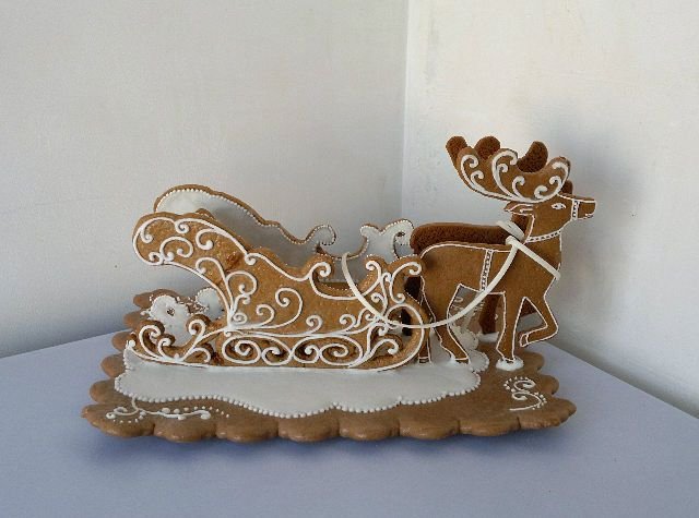 Сани из картона