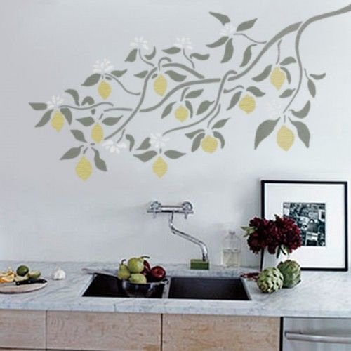 Трафаретная роспись стен на кухне