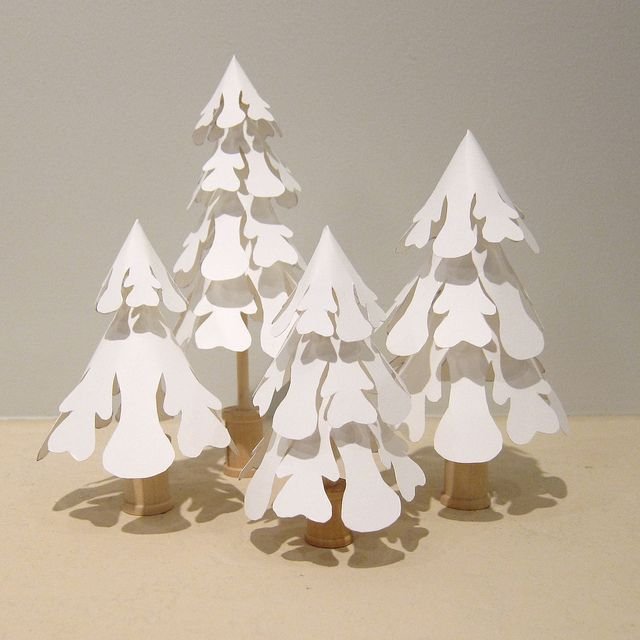 Зимнее дерево из бумагиги