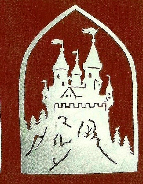 Вырезка на окно замок