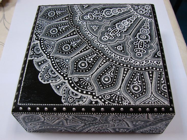 Точечная роспись шкатулки